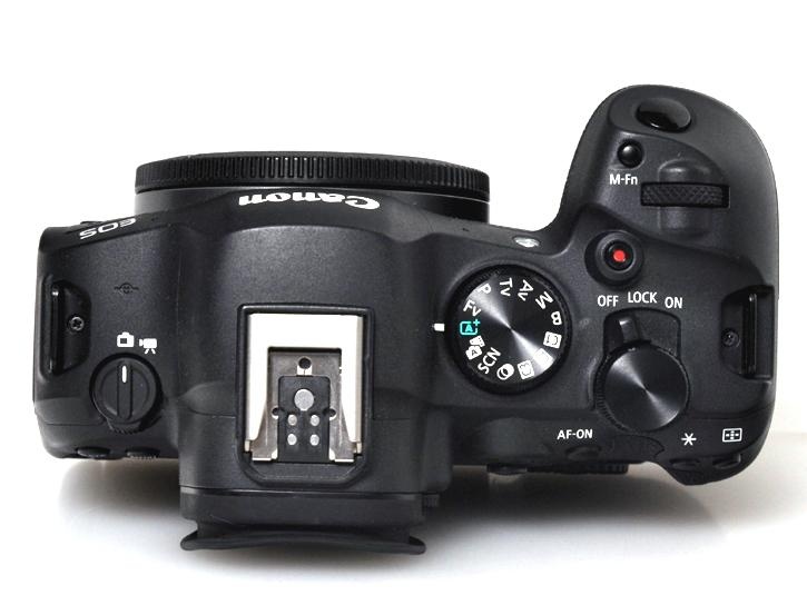 EOS R6 Mark IIボディー