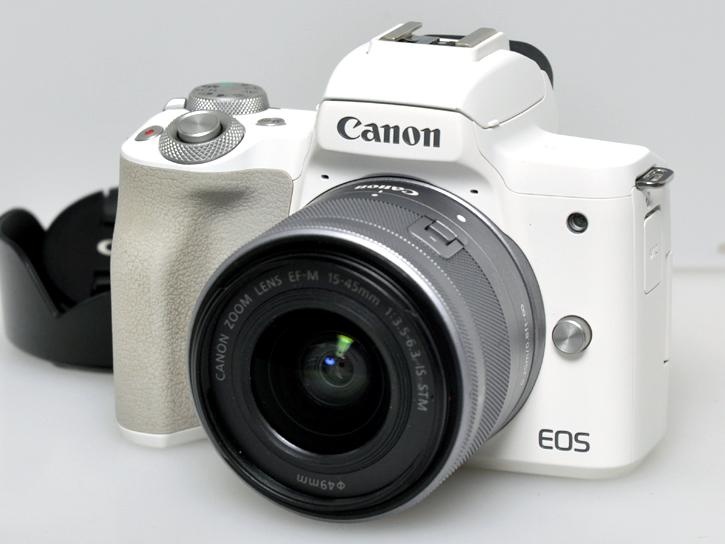 EOS Kiss M2 EF-M15-45 IS STM レンズキット ホワイト