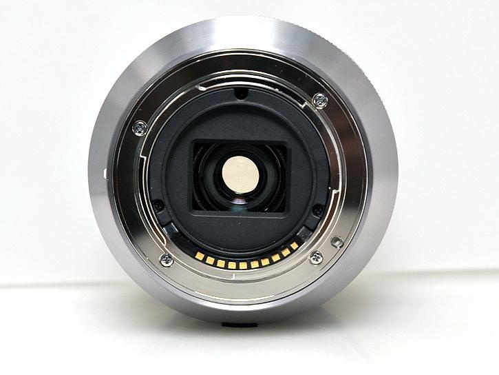 E18-200mm F3.5-6.3 OSS SEL18200