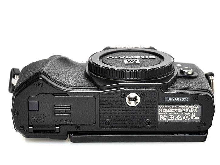 OM-D E-M10 Mark III ボディ ブラック