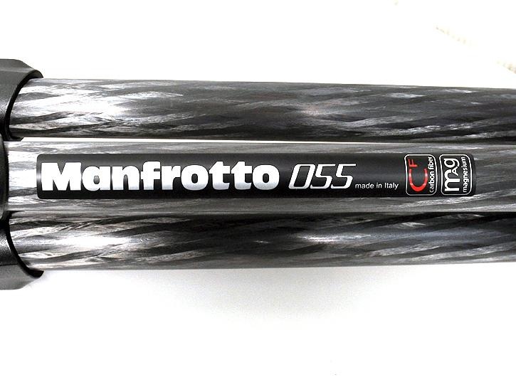 Manfrotto 055プロカーボンファイバー三脚4段 MT055CXPRO4