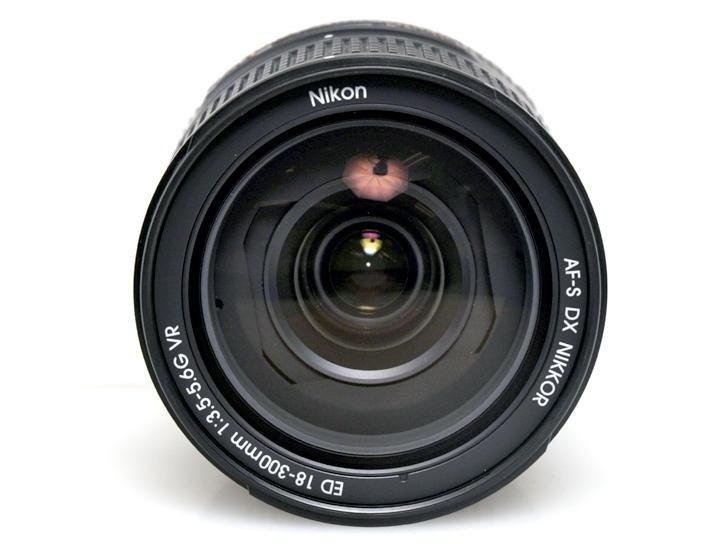 AF-S DX NIKKOR 18-300mm F3.5-5.6 G ED VR