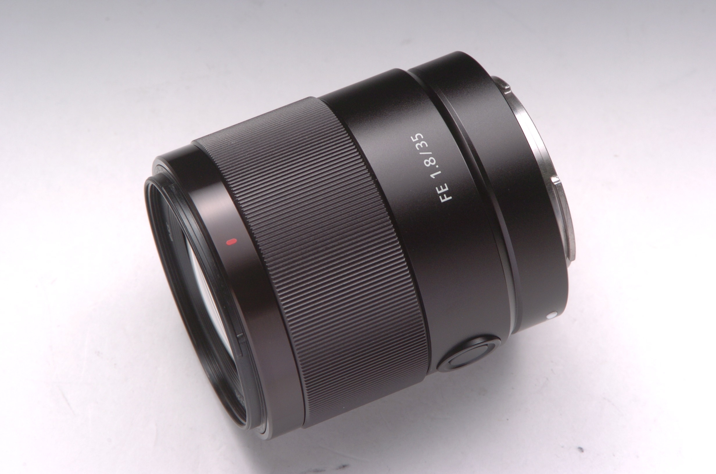 FE 35mm F1.8 SEL35F18F