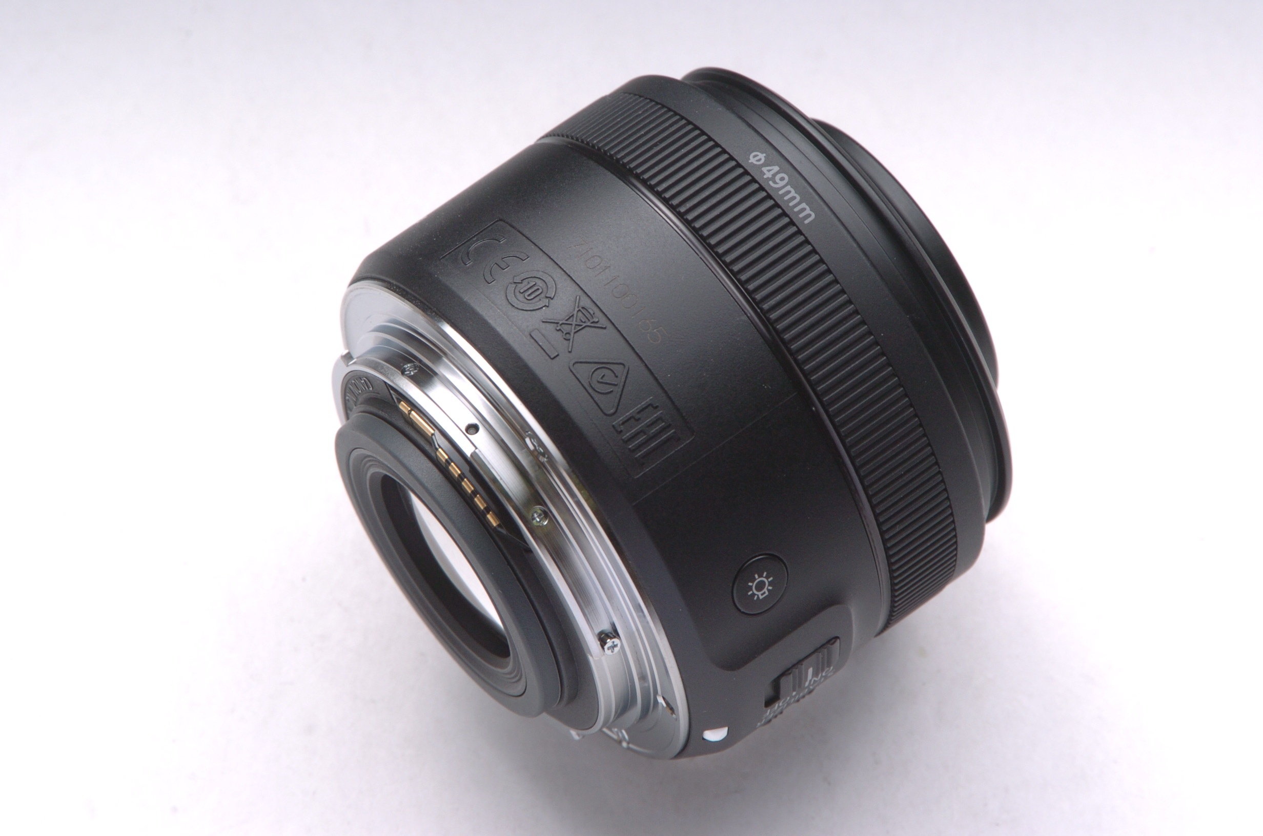 EF-S35mm F2.8 マクロ IS STM
