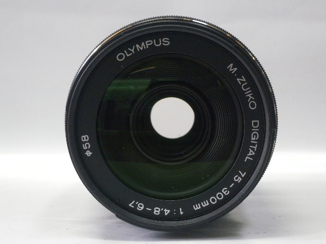 MズイコーD75-300mmF4.8-6.7EDII