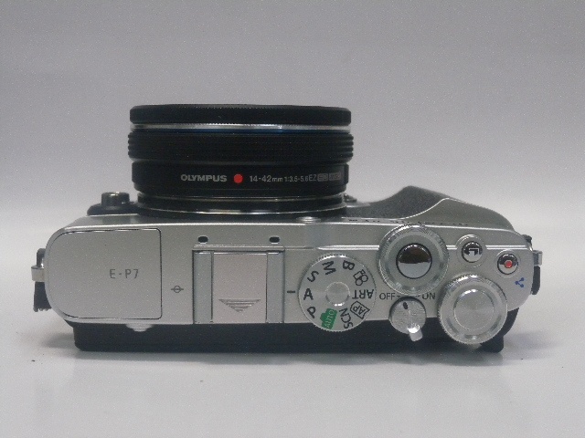 ペンE-P7 MズイコーD14-42EZ