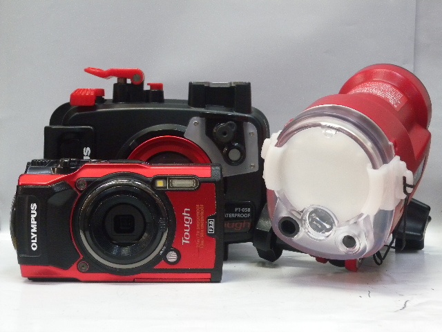 タフTG5 水中ケース、フラッシュセット
