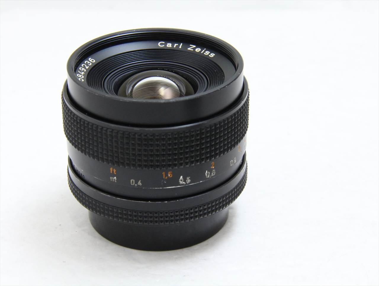 【中古】 京セラ(kyocera) Carl Zeiss Distagon T* 35mm F2.8 (AE)