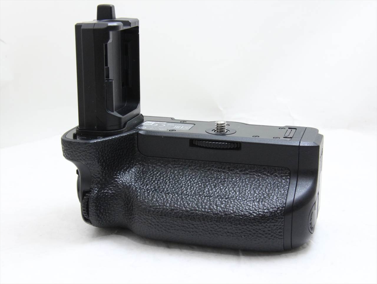 【中古】 ソニー(sony) 縦位置グリップVG-C4EM