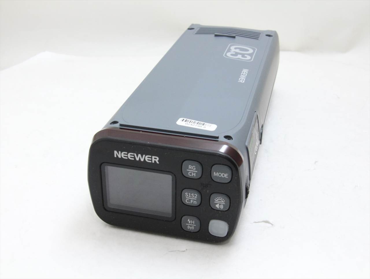 【中古】 その他(other) NEEWER フラッシュQ3 200Ws + ソニー用トランスミッター付き