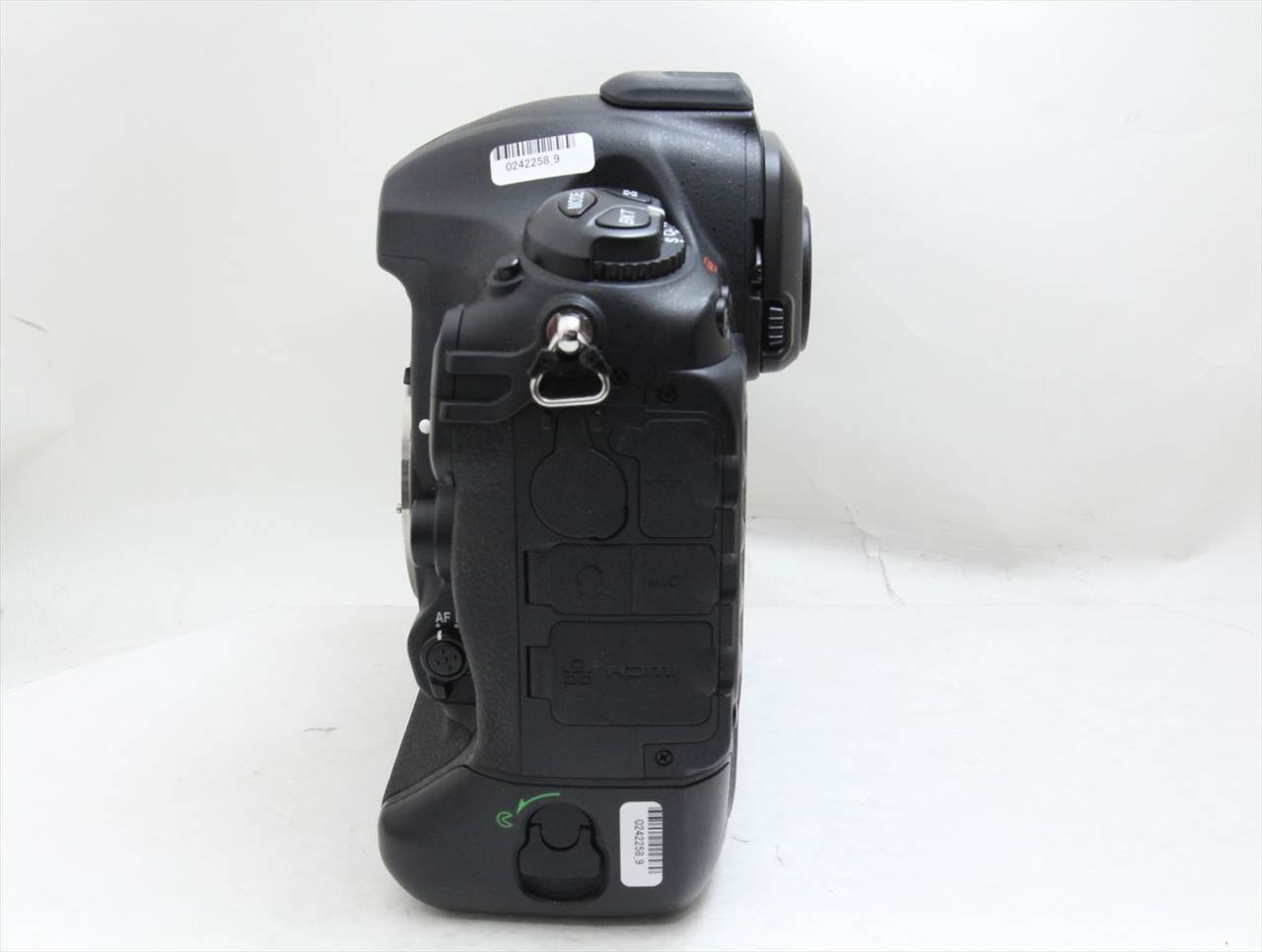 【中古】 ニコン(nikon) D5 XQD-Type ボディ