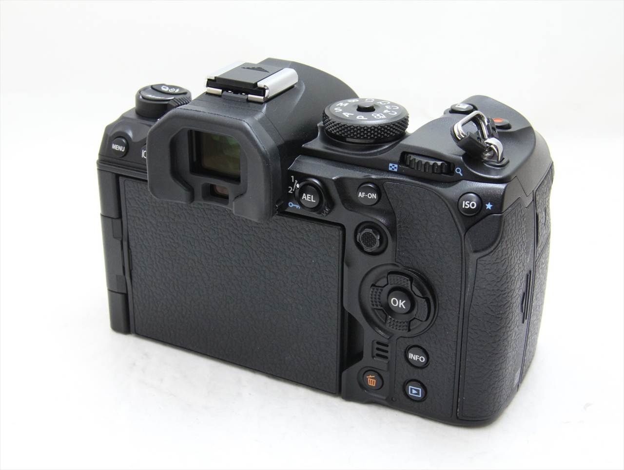 【中古】 オリンパス・OMシステム(olympus・OM SYSTEM) OM SYSTEM OM-1 ボディ