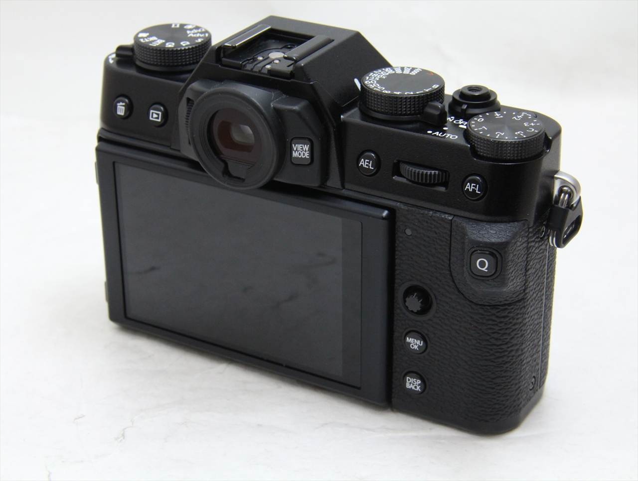 【中古】 富士フイルム(fujifilm) FUJIFILM X-T30 II ボディ