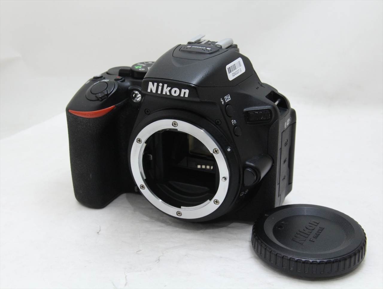 【中古】 ニコン(nikon) D5600 ボディ