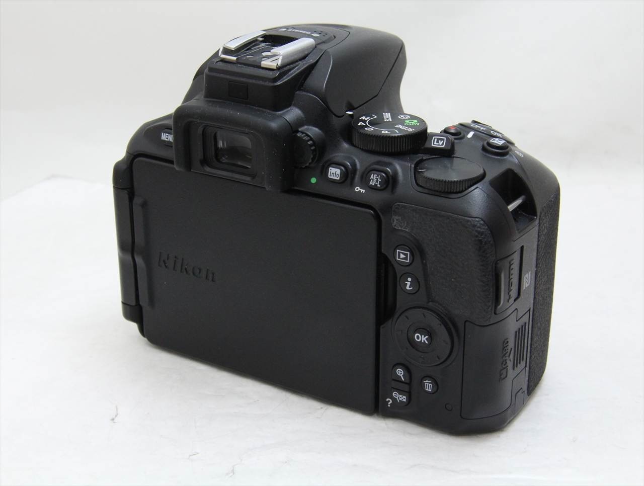 【中古】 ニコン(nikon) D5600 ボディ