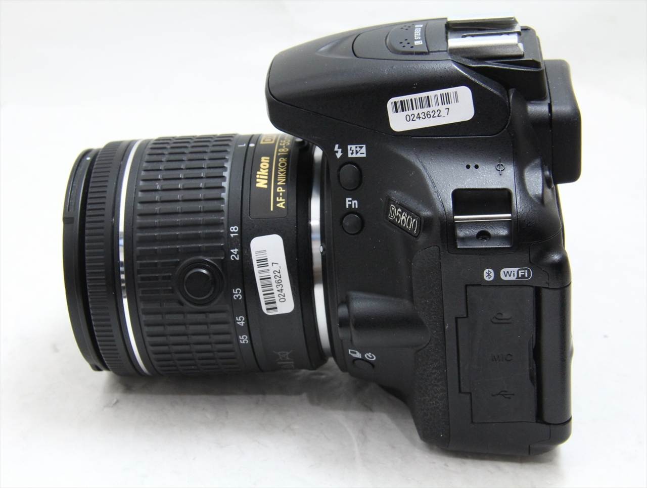 【中古】 ニコン(nikon) D5600 18-55 VR レンズキット