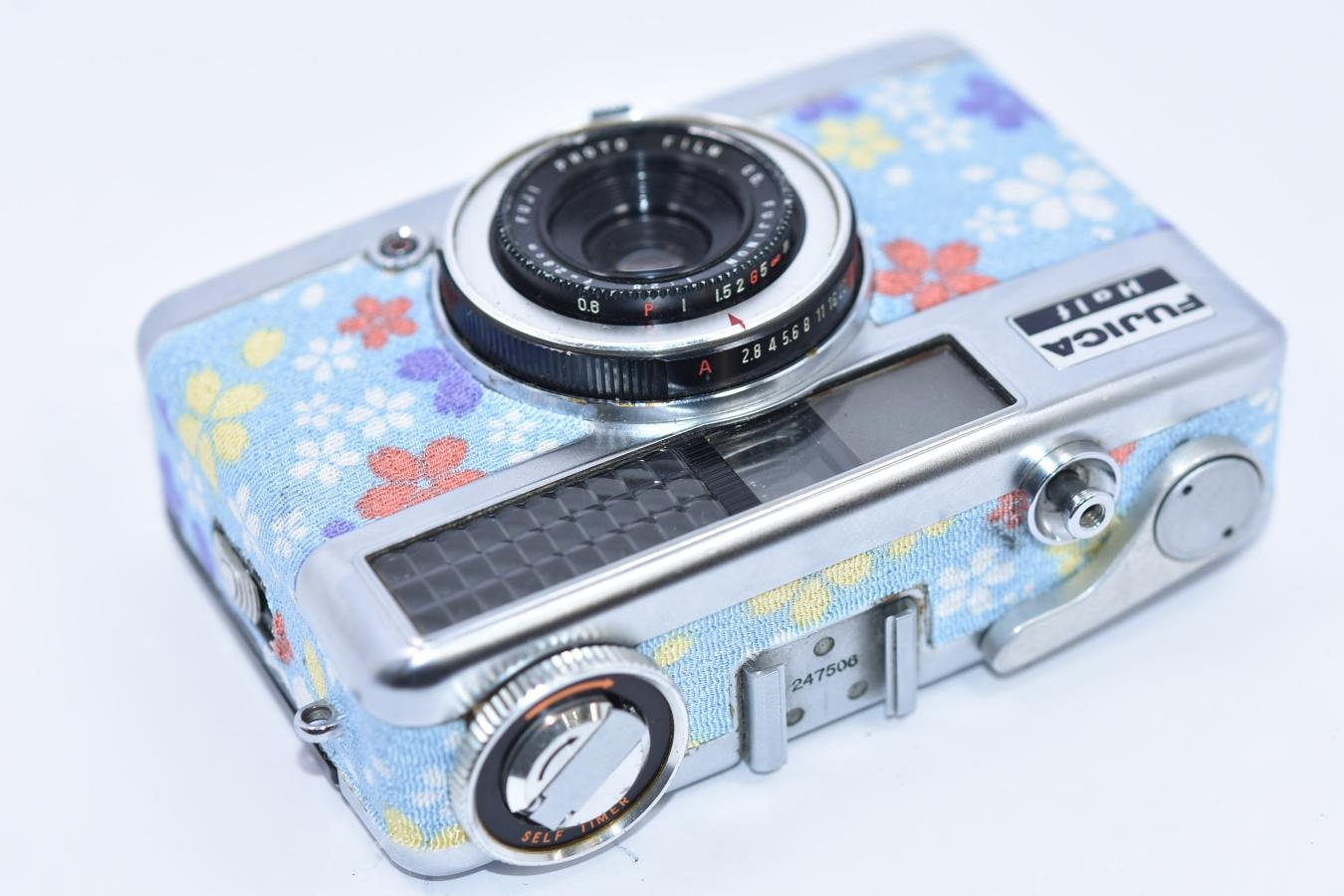【リメイクカメラ】 FUJICA Half【FUJINON 2.8cm F2.8 レンズ搭載】