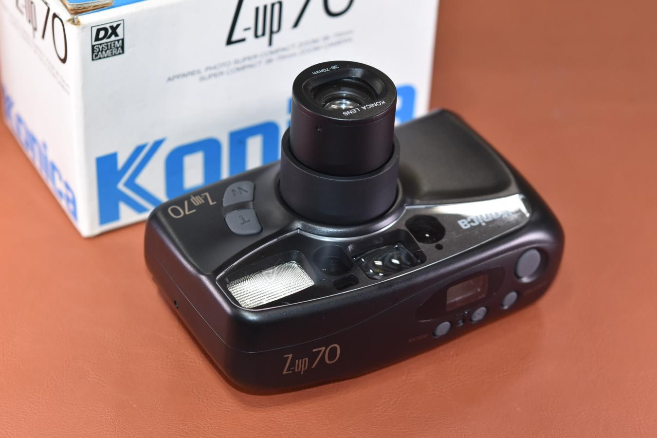Konica Z-up 70【KONICA LENS 38-70mm 搭載】