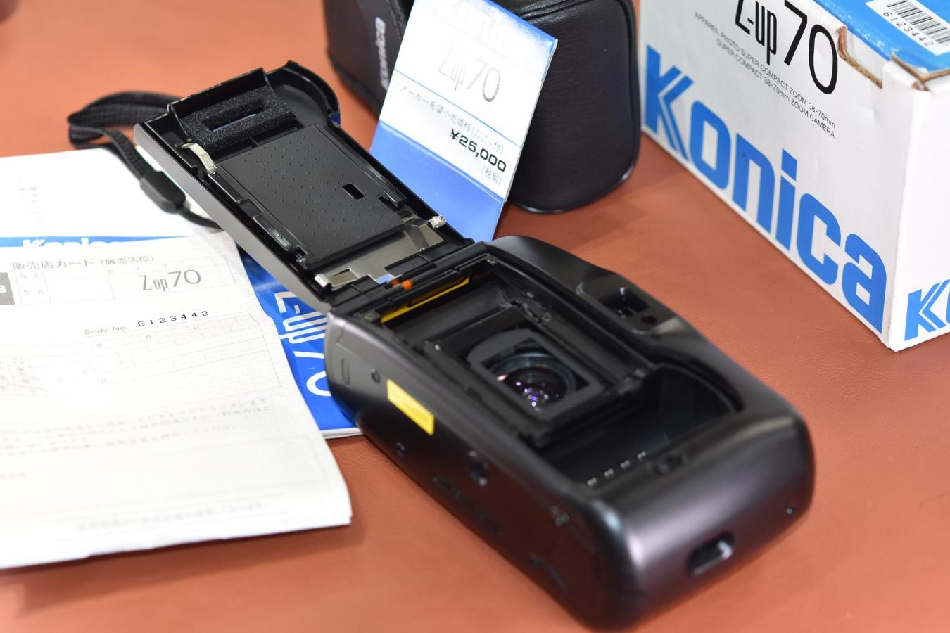 Konica Z-up 70【KONICA LENS 38-70mm 搭載】