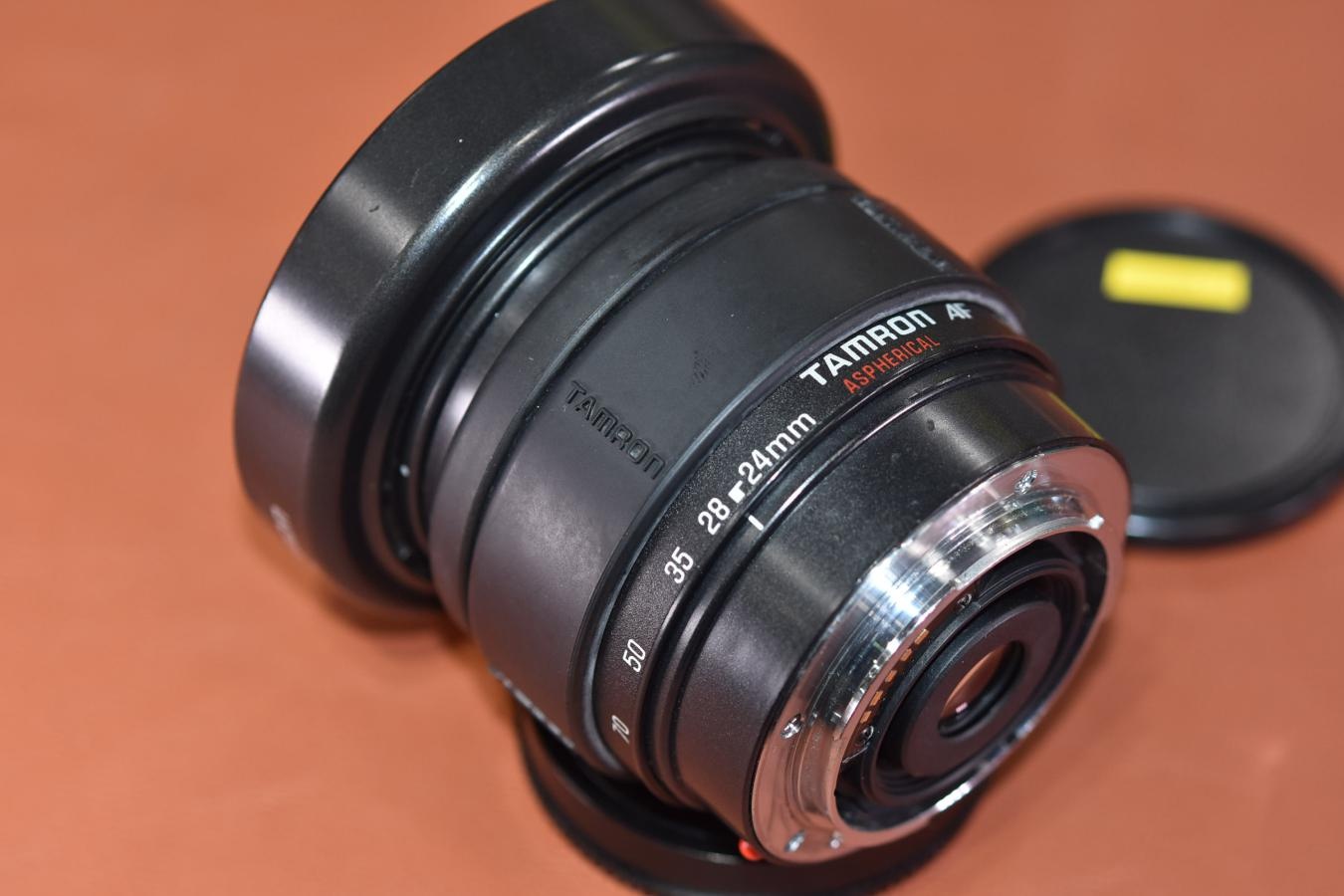 【B級特価品】TAMRON AF 24-70mm F3.3-5.6 ASPHERICAL 純正フード付 【Model:73DM SONY Aマウントレンズ】