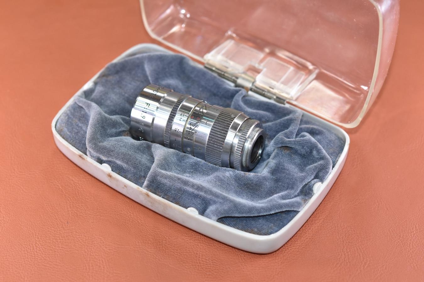 【希 少】SUN TELEPHOTO 1 1/2 Inch F1.9 専用プラスチックケース付 【Dマウントレンズ】