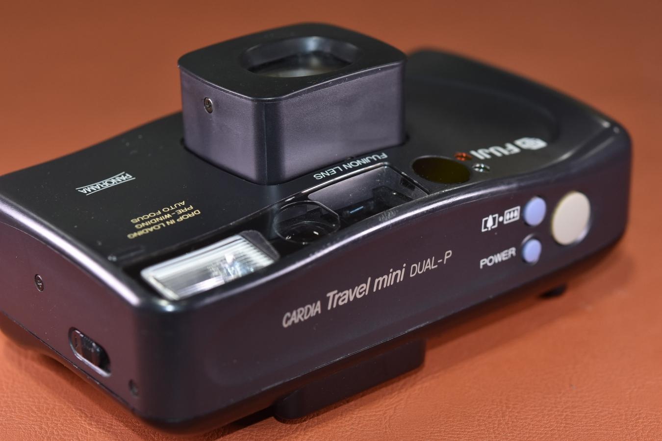 FUJI CARDIA Travel mini DUAL-P【FUJINON LENS 28mm/45mm搭載】