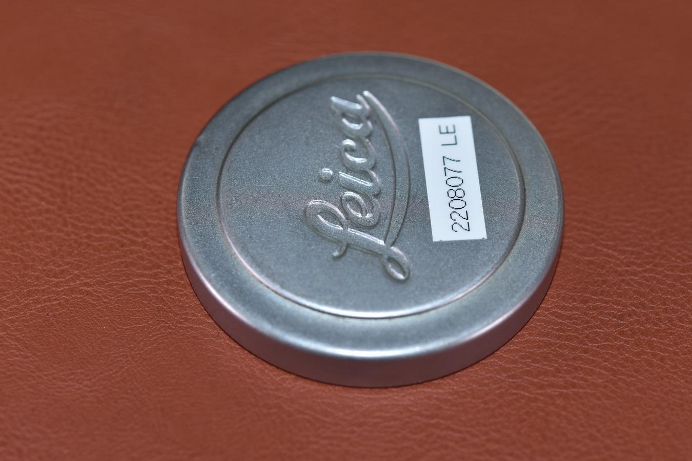 【希 少】 LEICA 内径42mm メタルレンズキャップ