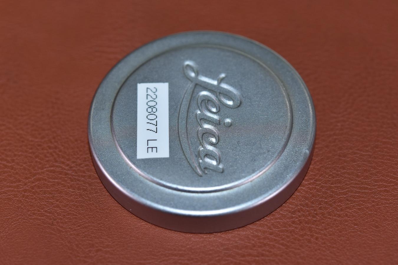 【希 少】 LEICA 内径42mm メタルレンズキャップ