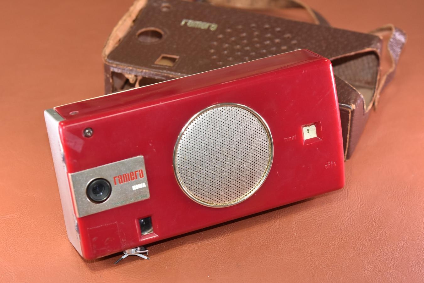 【希 少】 Kowa ramera Red 純正本革ケース、マガジン1個付 【Prominar 23/3.5 レンズ搭載】