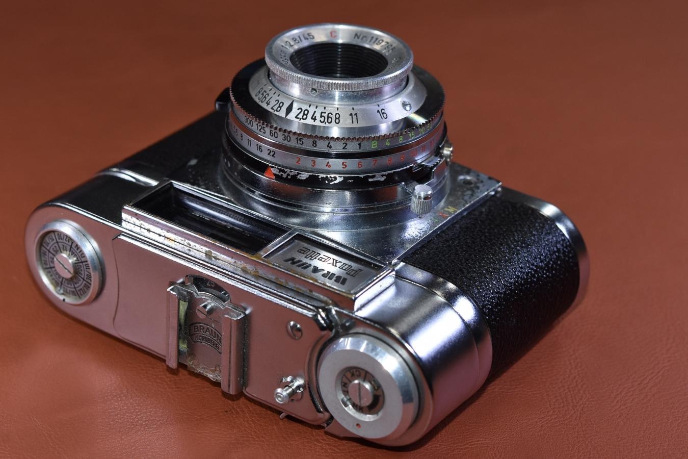 BRAUN Paxette Super 【Ennagon C 45/2.8 レンズ搭載】