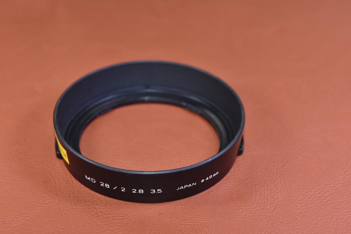【絶版アクセサリー】MINOLTA MD 28/2、28/2.8、28/3.5用フード 【MINOLTA NEW MD 時代の物】