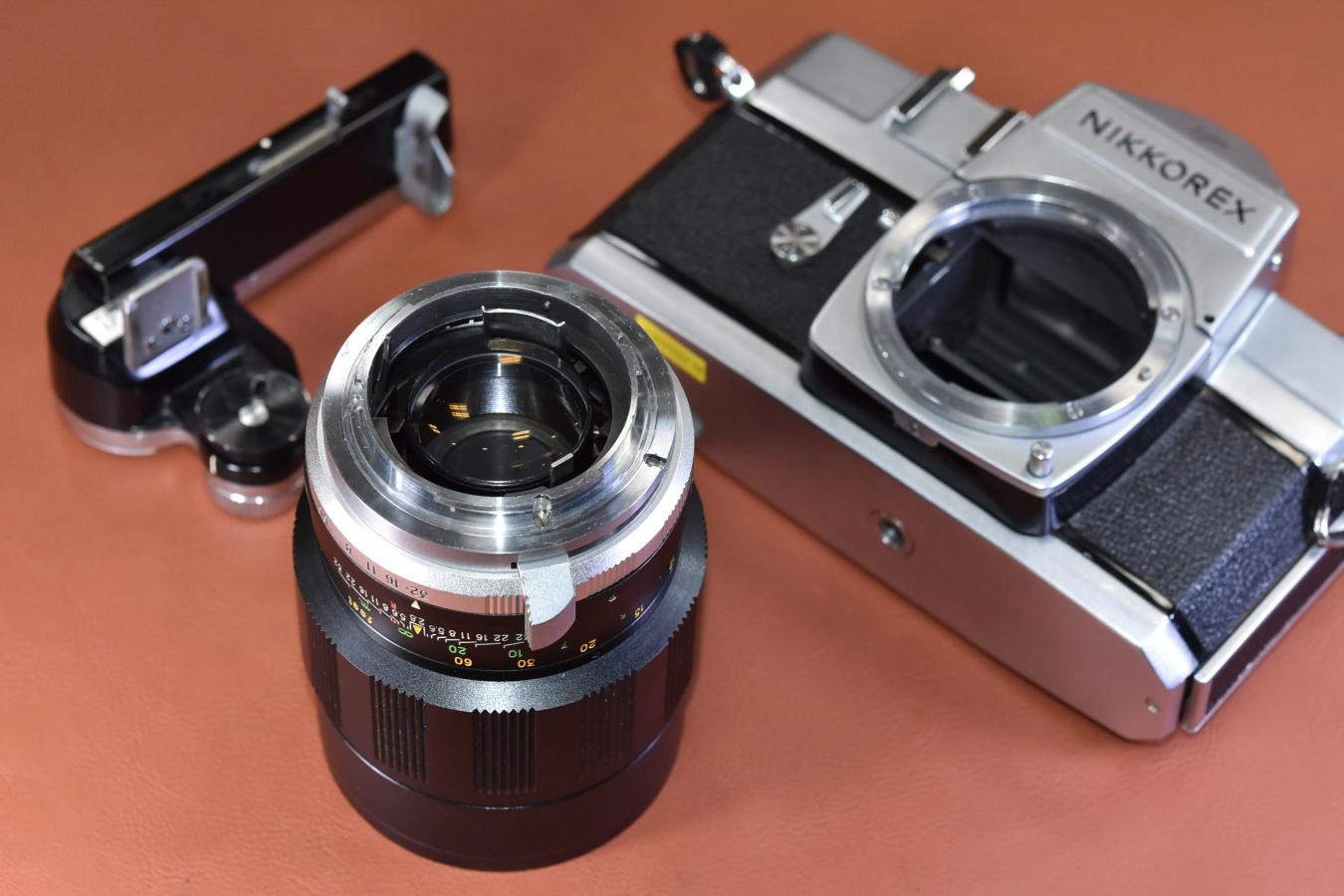 【希 少】NIKKOREX F メーター付 【NIKKOREX LENS SEKOR 135/2.8付】