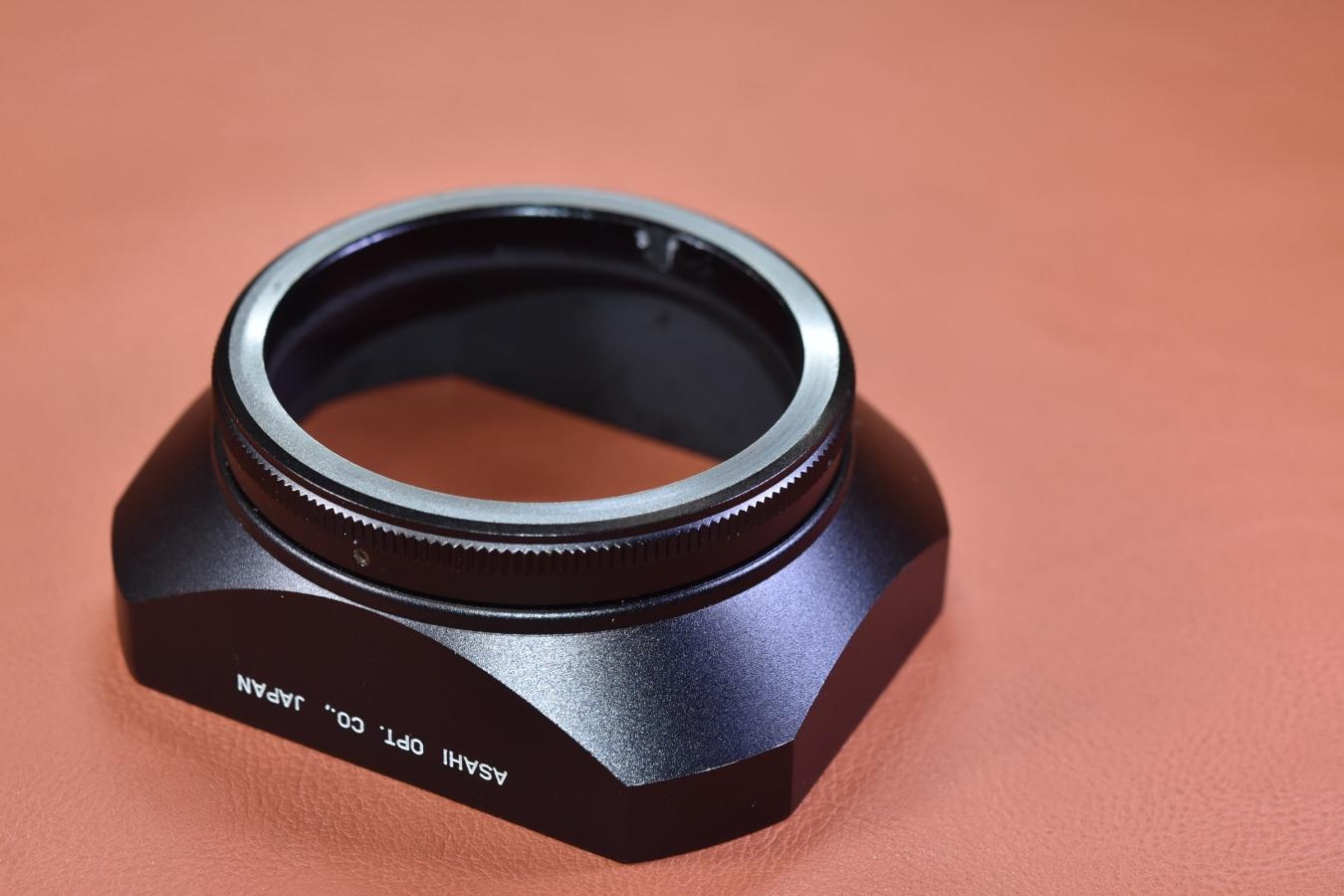 【絶版アクセサリー】PENTAX Takumar 28/3.5 角型METAL HOOD
