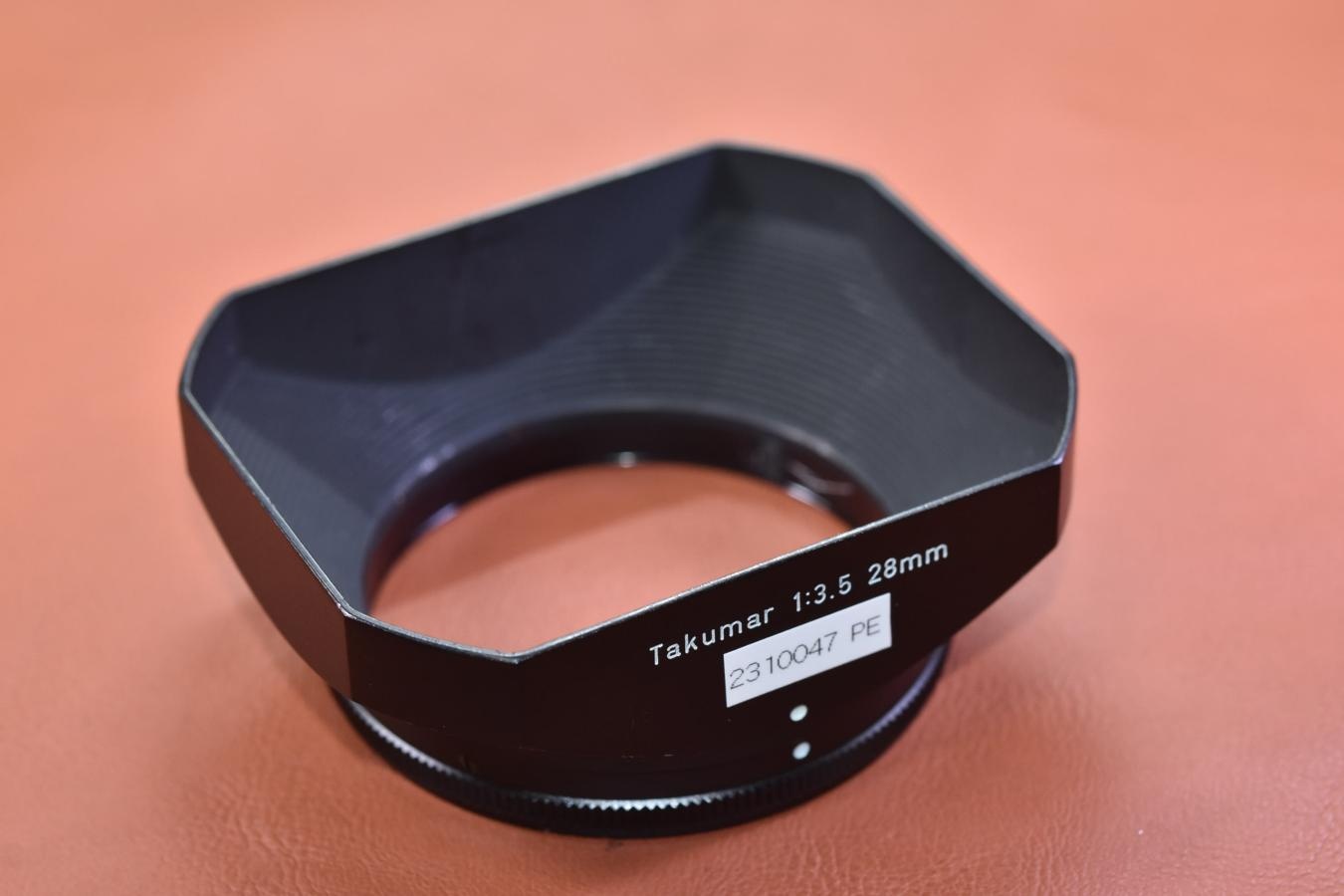 【絶版アクセサリー】PENTAX Takumar 28/3.5 角型METAL HOOD