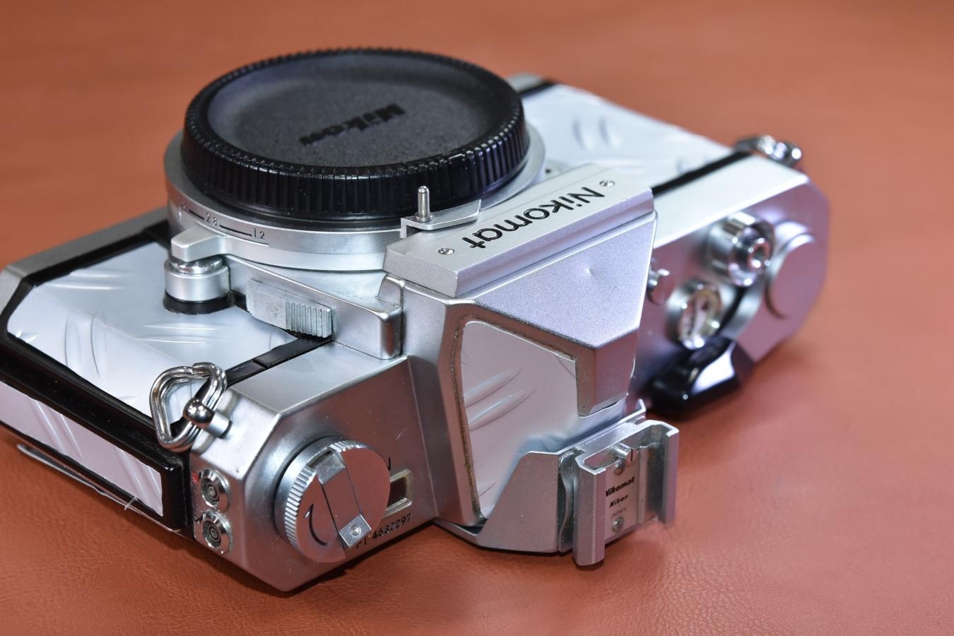 【リメイクカメラ】Nikomat FTN Silver 純正アクセサリーシュー付【モルト交換済】