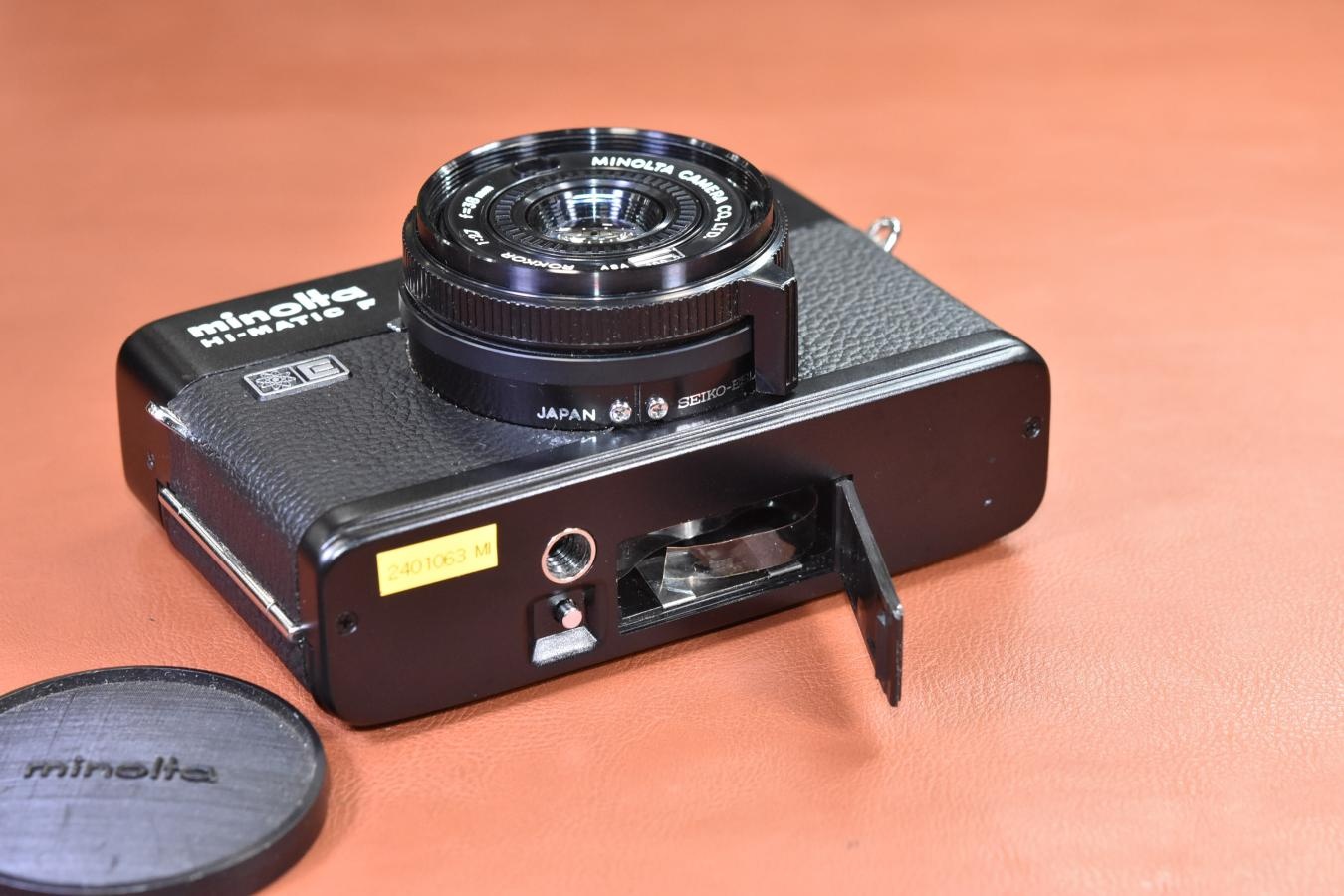 minolta HI-MATIC F Black モルト交換済 【ROKKOR 38/2.7  レンズ搭載】