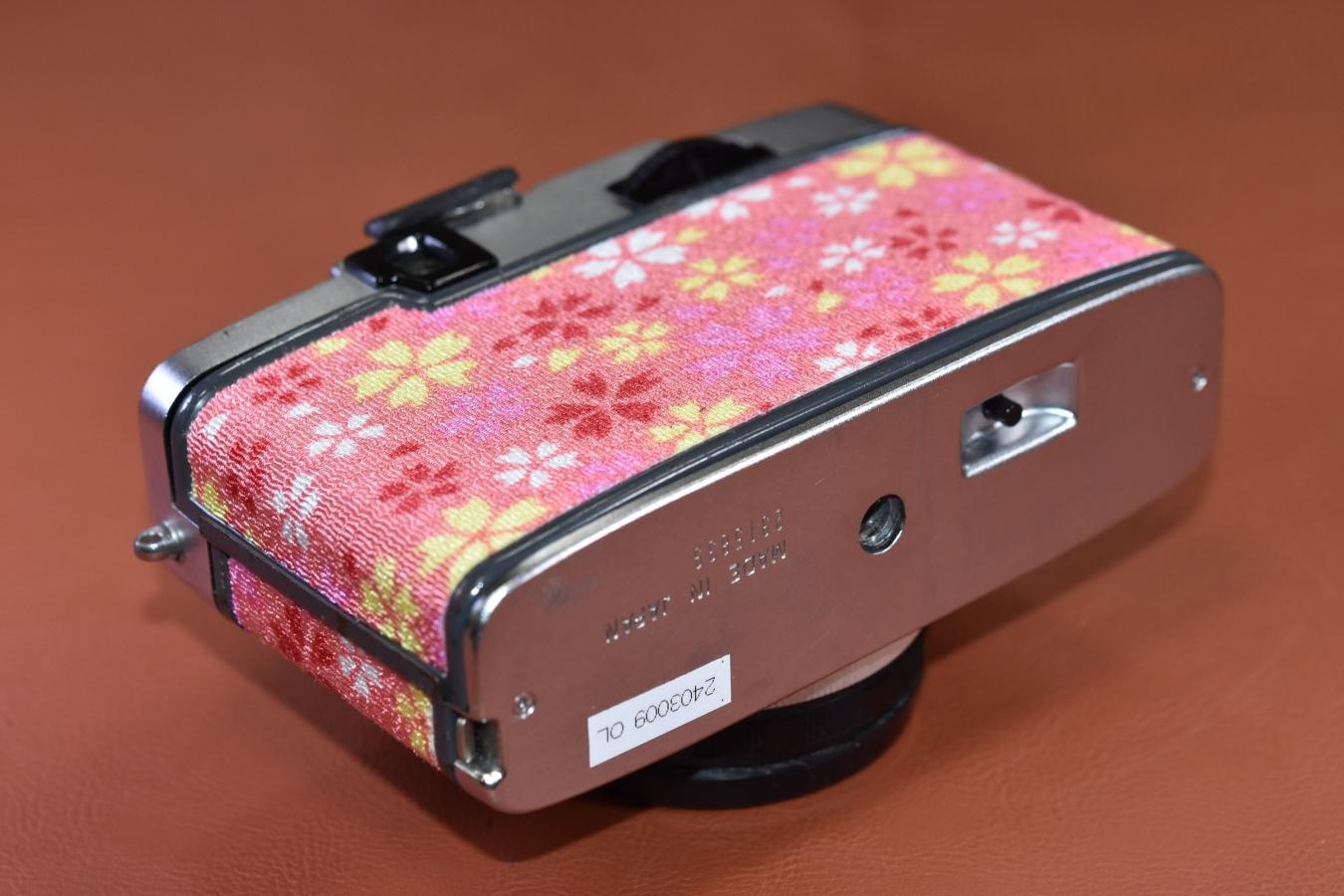 【リメイクカメラ】OLYMPUS PEN EES-2 モルト交換済 【Olympus D.Zuiko 30/2.8 レンズ搭載】