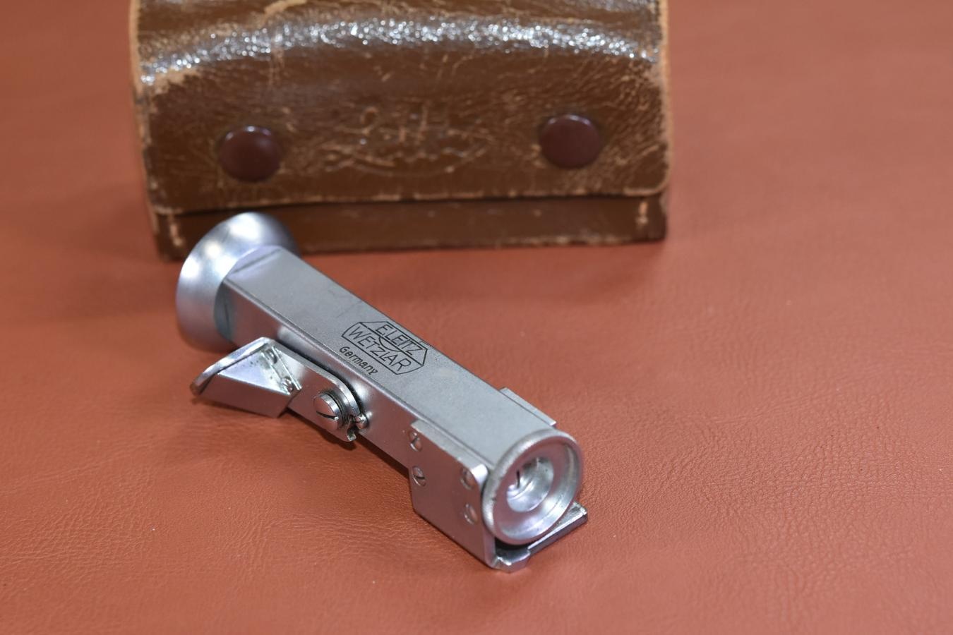 【希 少】LEICA WINTU 横向きFinder【純正ケース付】