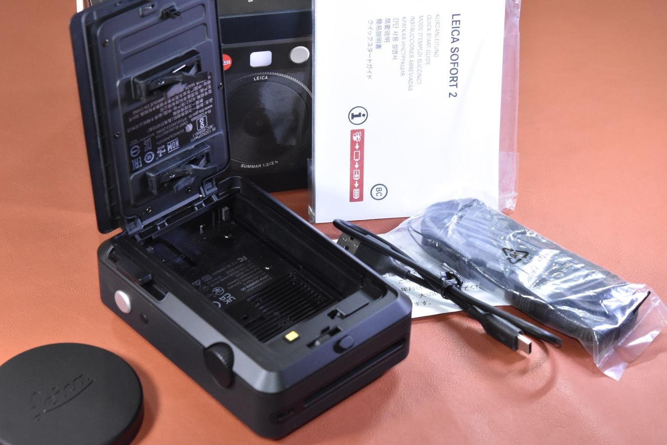 【未 使 用 品】 LEICA SOFORT 2 Black【開封しているが新品購入後1度も使用していない】