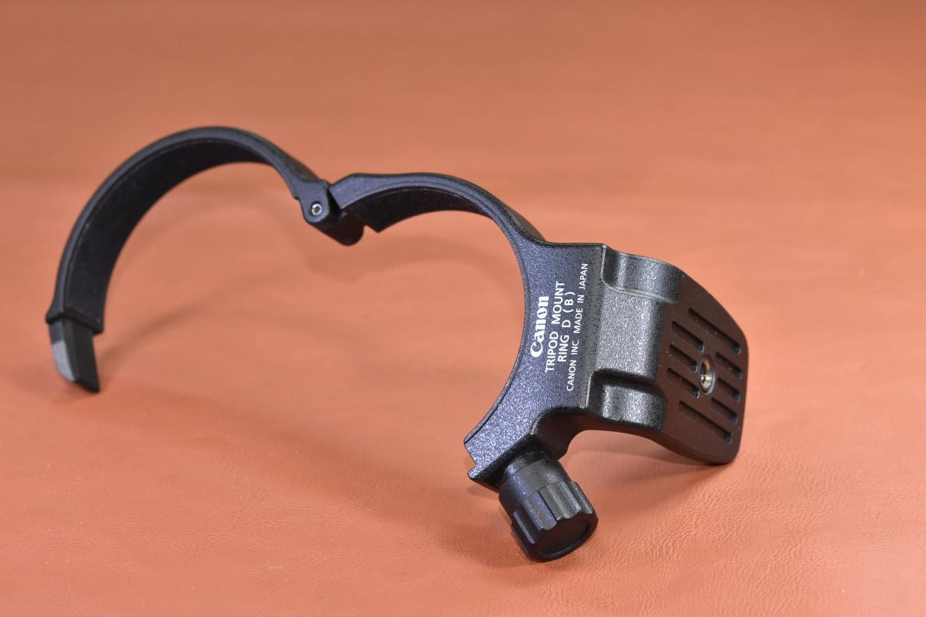 Canon TRIPOD MOUNT RING D (B) 【Canon EF 100/2.8L MACRO IS USM用 定価19800円】※キレイな物をお探しの方必見!!自信ありの逸品!!