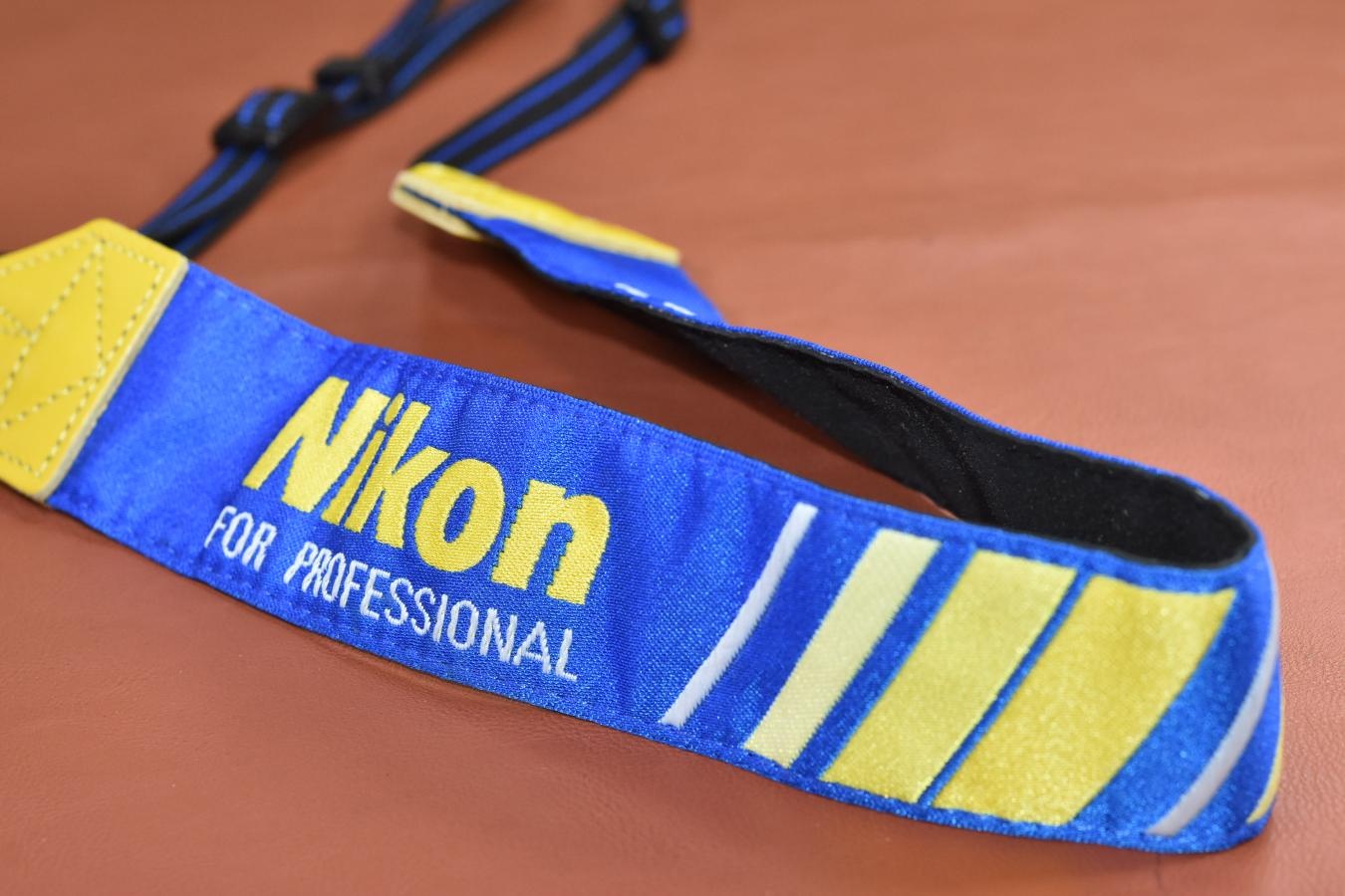 【未使用品 希 少】Nikon PROFESSIONAL Strap Blue 【ニコンカメラ誕生55周年記念モデル】