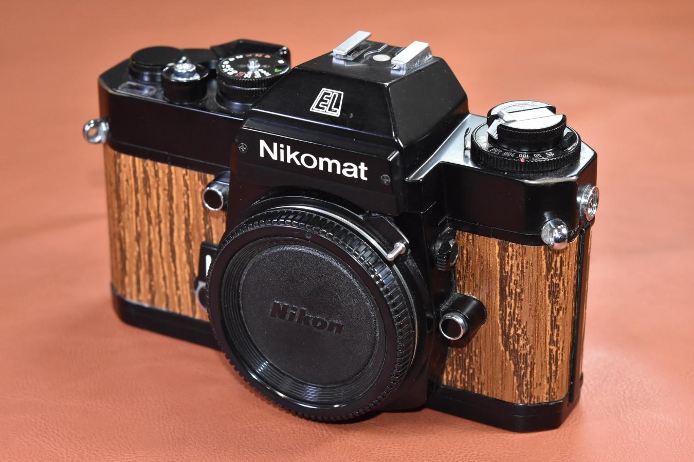 【リメイクカメラ】 Nikomat EL Black 【モルト交換済】