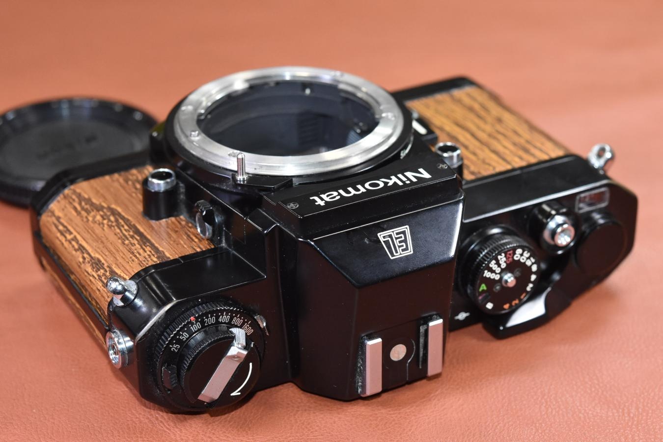 【リメイクカメラ】 Nikomat EL Black 【モルト交換済】