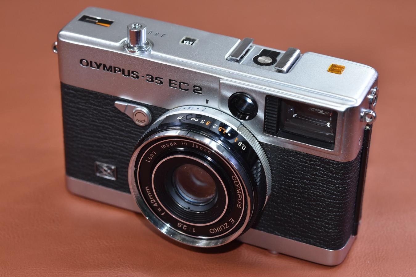 OLYMPUS-35 EC2 モルト交換済【OLYMPUS E.ZUIKO 42/2.8レンズ搭載】