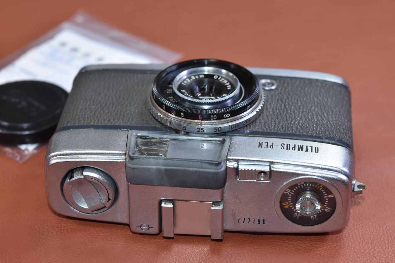 【希 少】OLYMPUS PEN 初期型 片耳 整備済【Olympus D.Zuiko 2.8cm F3.5 レンズ搭載】