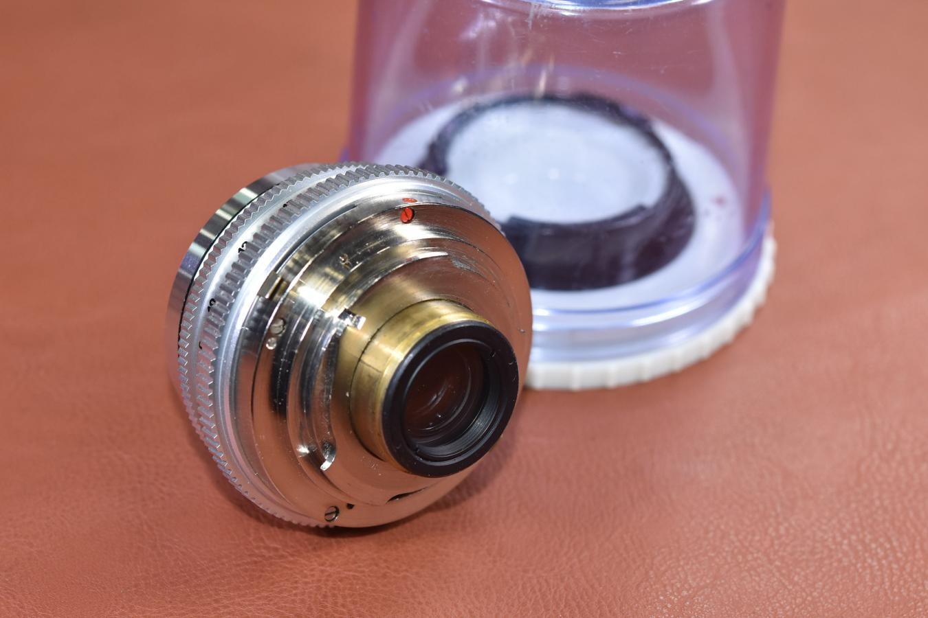 【希 少】Schneider-Kreuznach Retina-Tela-Arton 85mm F4 純正ケース付 【デッケルマウントレンズ】