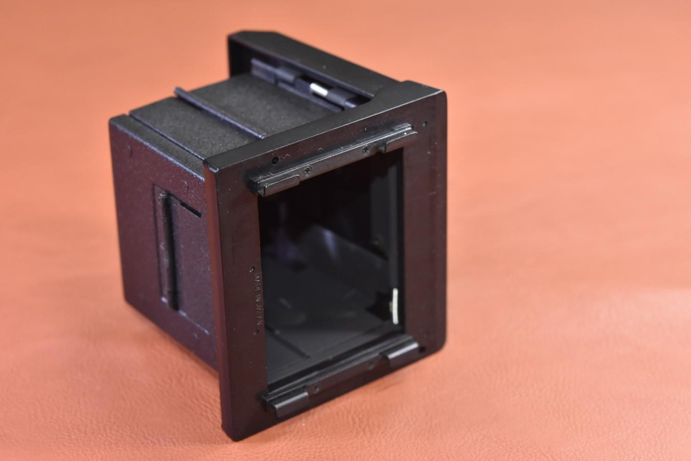 【希 少】ZENZA BRONICA ウエストレベルファインダーE 【ZENZA BRONICA ETR用】※キレイな物をお探しの方必見!!自信ありの逸品!!