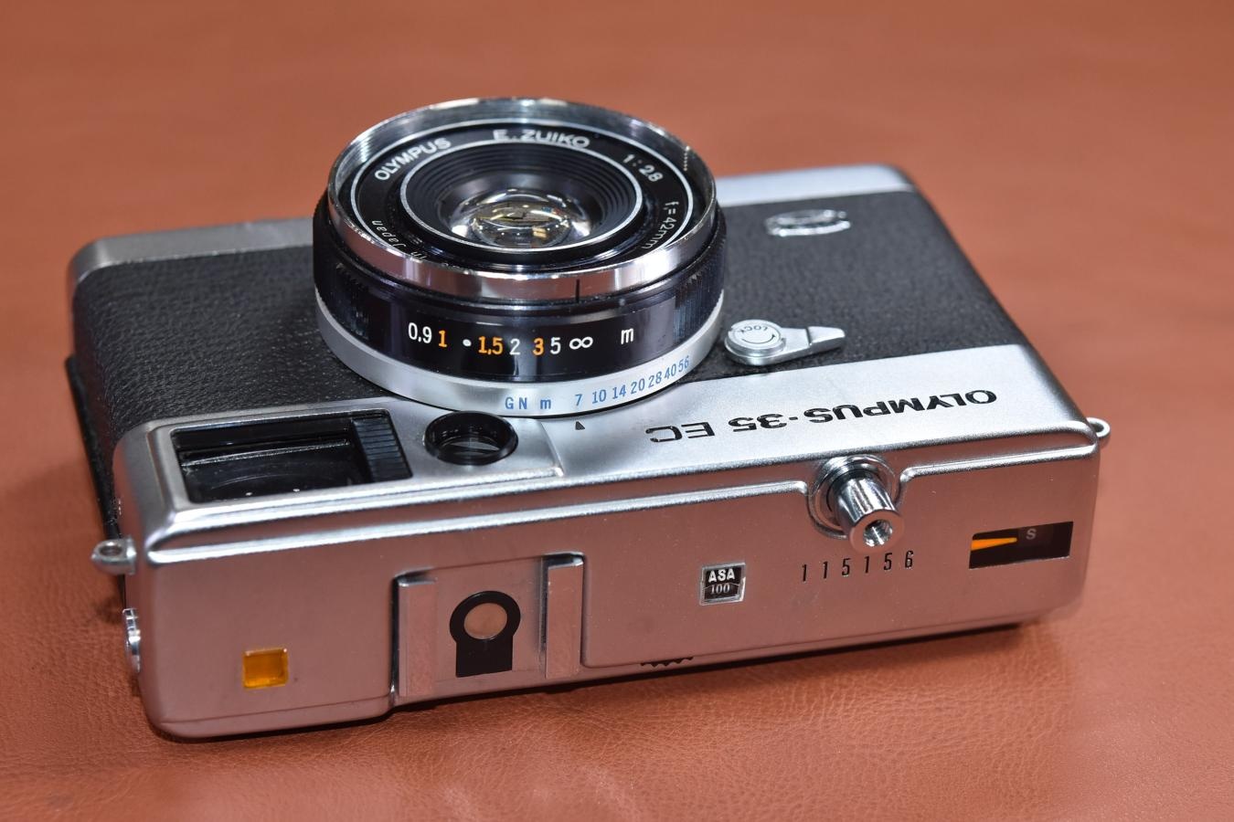 OLYMPUS-35 EC モルト交換済 【OLYMPUS E.ZUIKO 42/2.8 レンズ搭載】