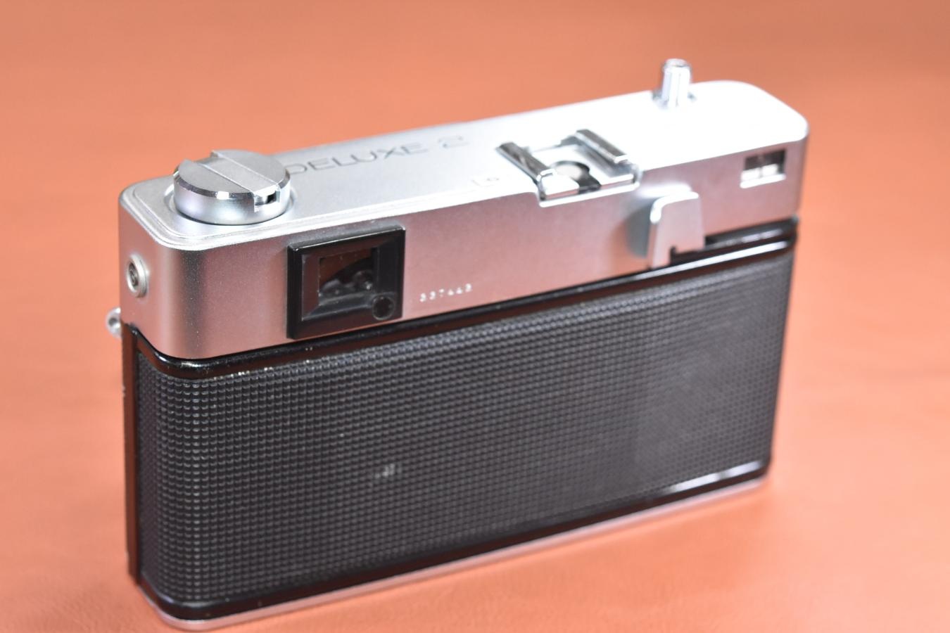 KONICA EE-MATIC DELUXE 2 モルト交換済【KONICA HEXANON 42/2.8レンズ搭載】