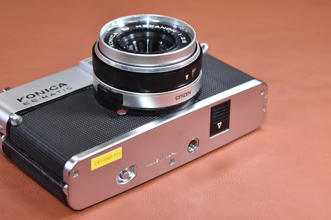 KONICA EE-MATIC DELUXE 2 モルト交換済【KONICA HEXANON 42/2.8レンズ搭載】